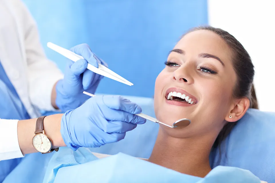 Dentist in Yorkville 