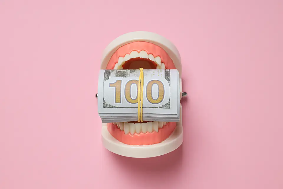 How Much Is Teeth Whitening in Toronto? A Guide to Costs and Value