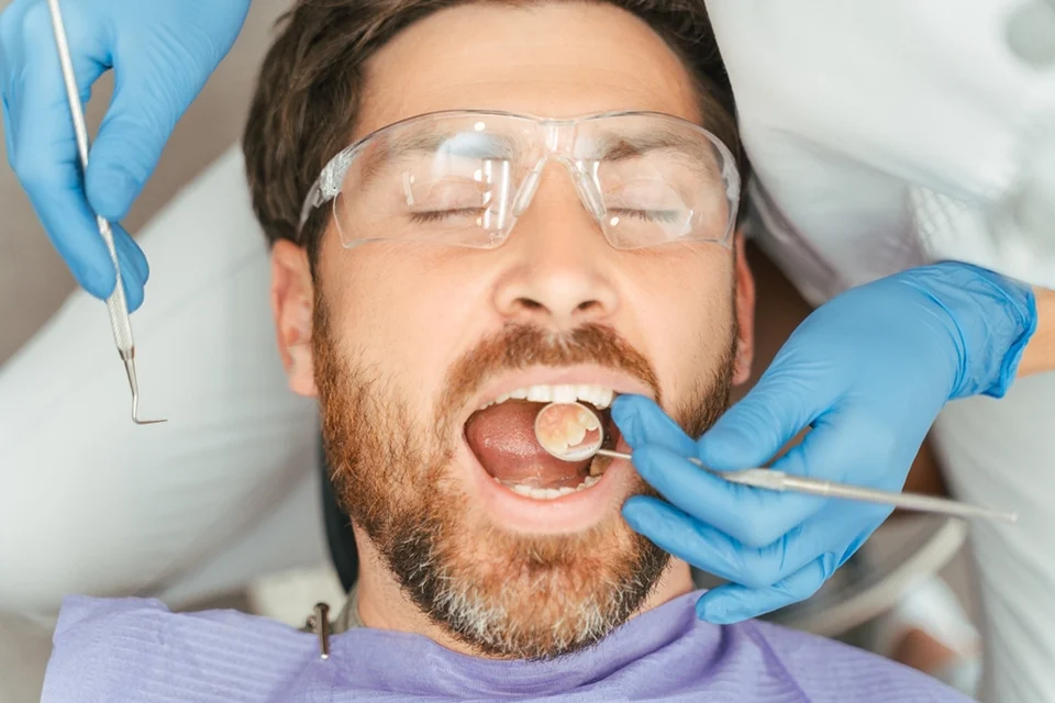Dentist in Davisville Village​