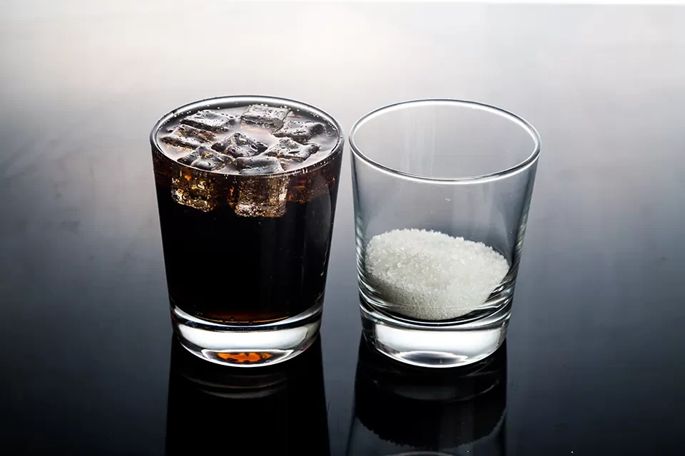 The Link Between Sugary Drinks and Snacks and Tooth Decay