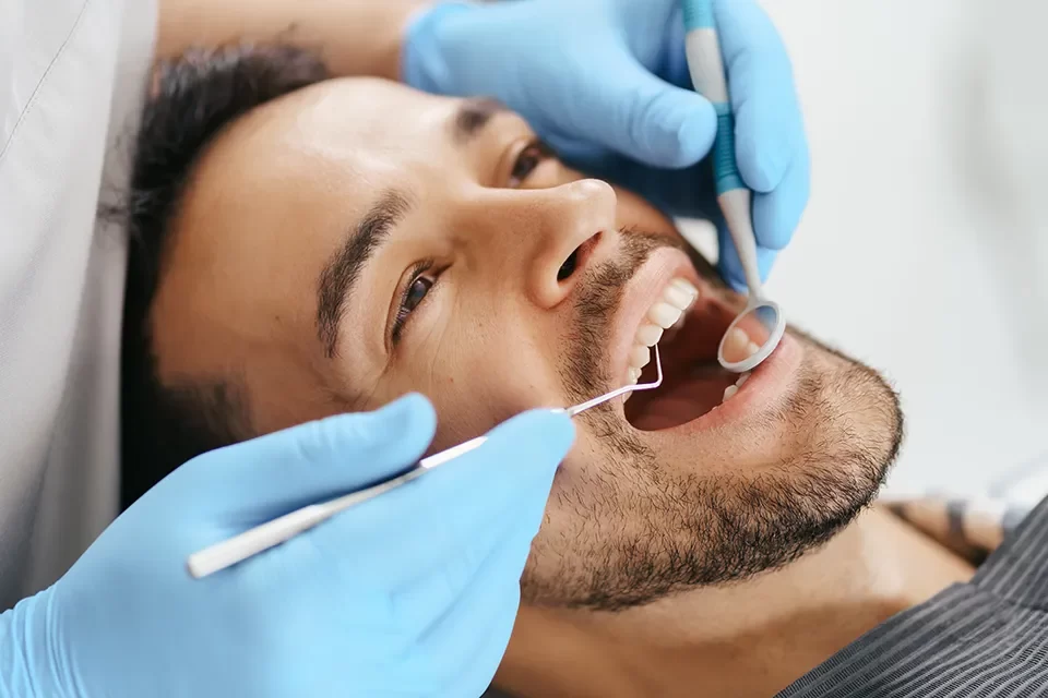 Exploring the Best Alternatives to Dental Implants for a Natural Smile